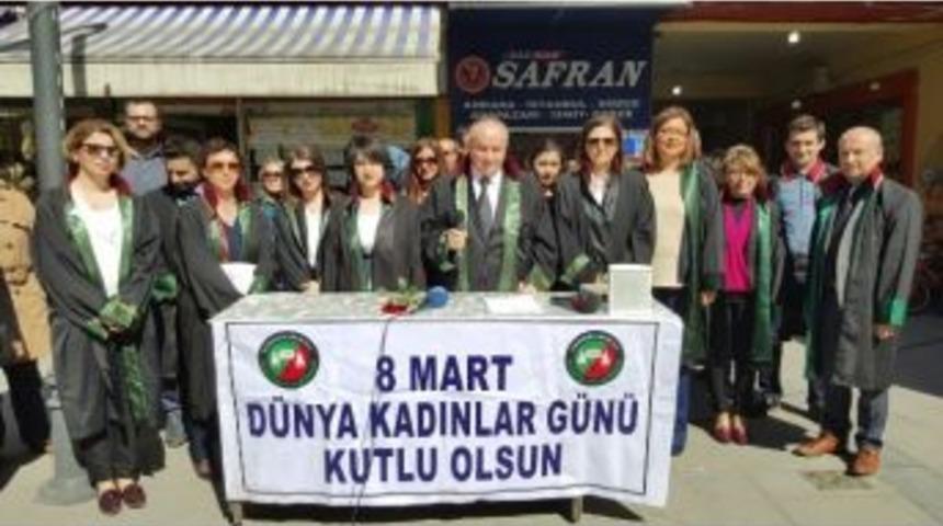 Karab&uuml;k Barosu Kadınlar G&uuml;n&uuml;n&uuml; Kutladı