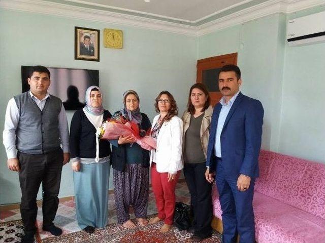 Mhp Sarıçam’dan Şehit Yakını Kadınlara Ziyaret