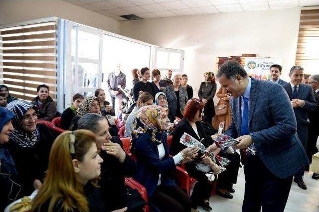 Kadınlar G&uuml;n&uuml;&rsquo;nde Kadın K&uuml;lt&uuml;r Ve Spor Merkezi&rsquo;nde Etkinlik D&uuml;zenlendi 1