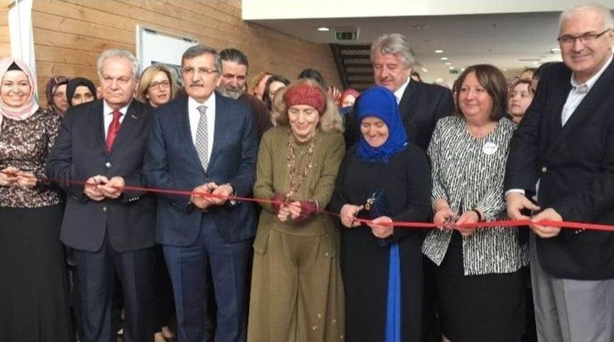 Zeytinburnu&rsquo;nda Kadınlar G&uuml;n&uuml;&rsquo;ne &Ouml;zel Anlamlı Sergi