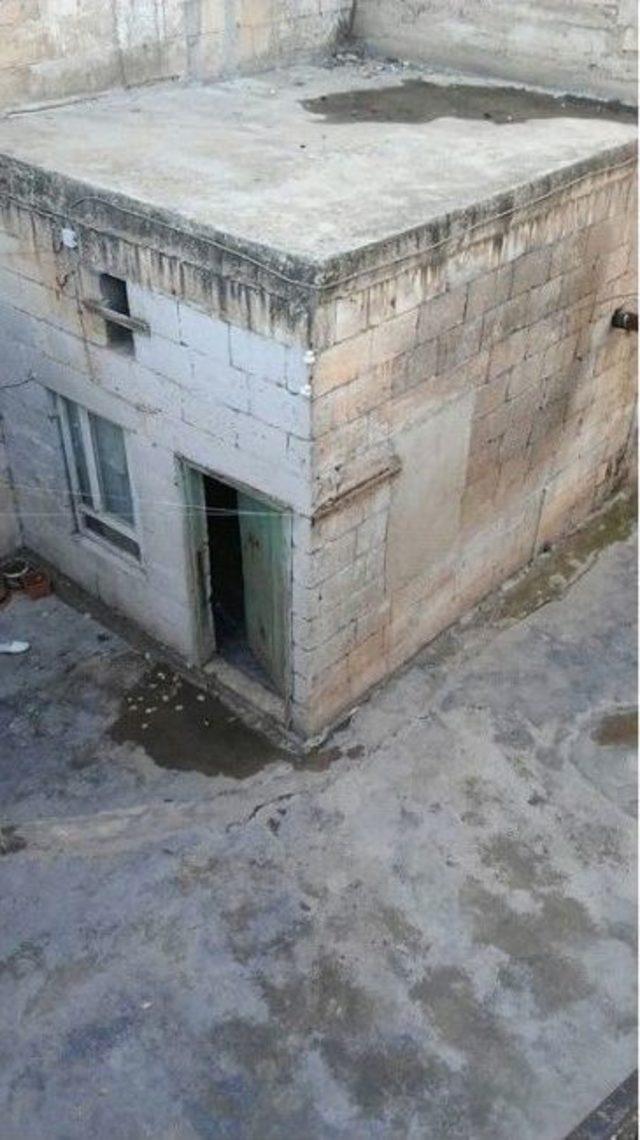 Evin Bah&ccedil;esinde İslami D&ouml;nemin En Eski Mezarlarından Biri Bulundu 3
