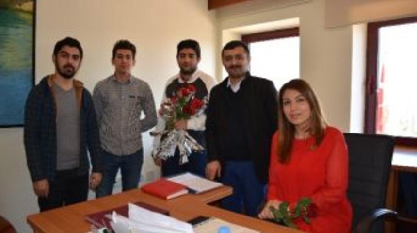 Kader&rsquo;den 8 Mart S&uuml;rprizi