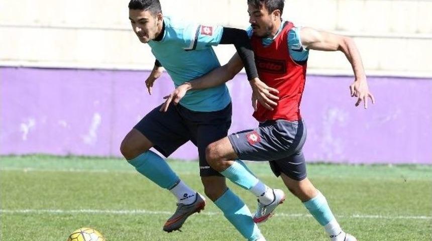 Osmanlıspor Tam Kadro &Ccedil;alıştı
