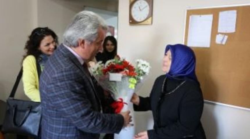 Erzincan Kadın Meclisi Ziyaret&ccedil;ilerini Ağırladı