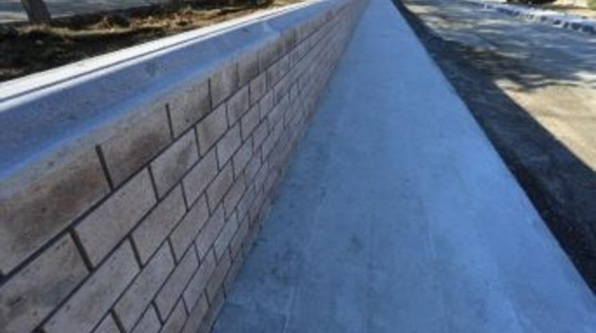 Belediye Sarayı &Ccedil;evre D&uuml;zenlemesi Devam Ediyor