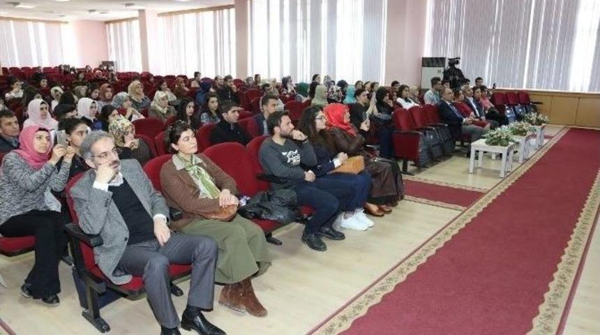 &lsquo;değişen Sosyal Yapıda Kadın&rsquo; Başlıklı Panel D&uuml;zenlendi