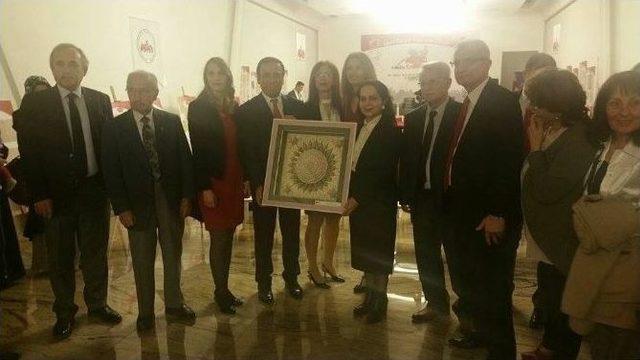 Başkan Genç, Ankara’da Kadınları Unutmadı