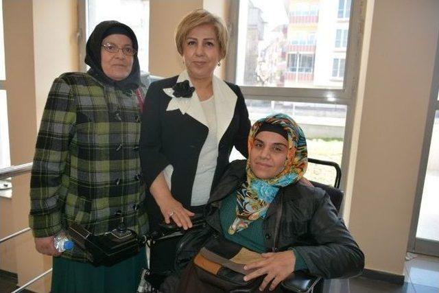 Kadınlar G&uuml;n&uuml; İ&ccedil;in &Ouml;zel Program 1