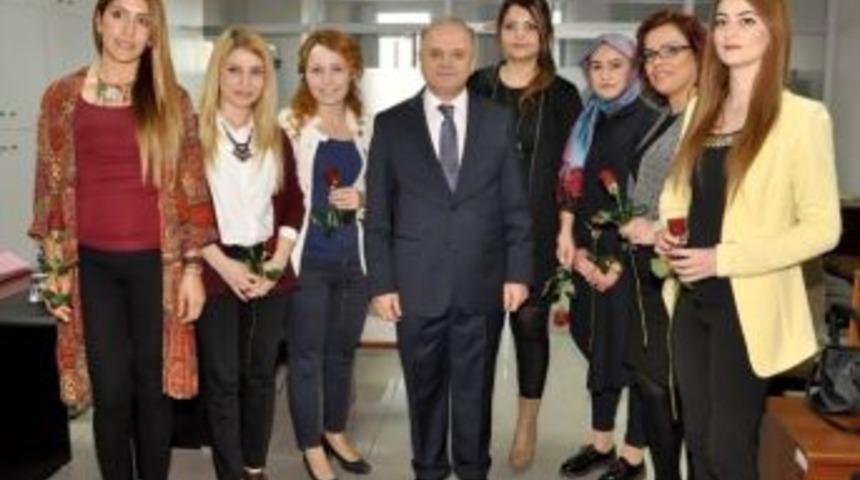 &Ccedil;akacak, Valilik &Ccedil;alışanı Kadınların G&uuml;n&uuml;n&uuml; Kutladı