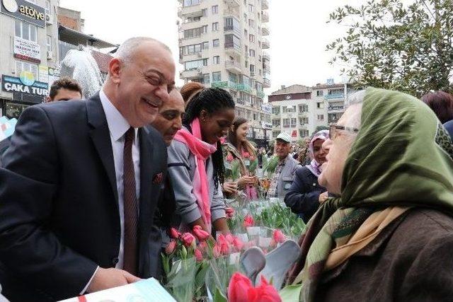 Başkan Ergün’den Kadınlara 8 Mart Jesti