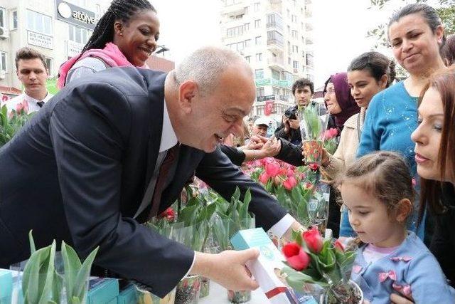 Başkan Ergün’den Kadınlara 8 Mart Jesti