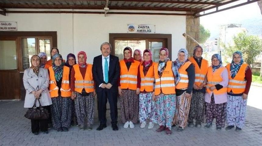 Başkan Şahin, Bayan Personellerin D&uuml;nya Kadınlar G&uuml;n&uuml;n&uuml; Kutladı