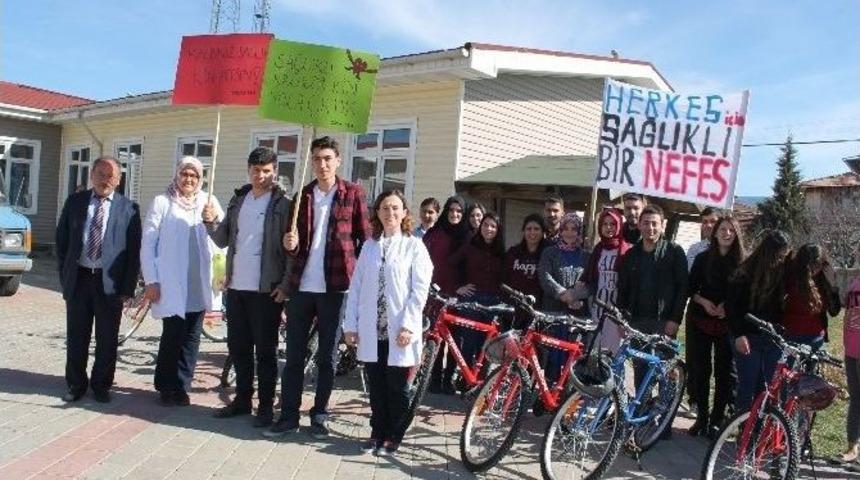 Sağlıklı Yaşam İ&ccedil;in Bisiklete Bindiler