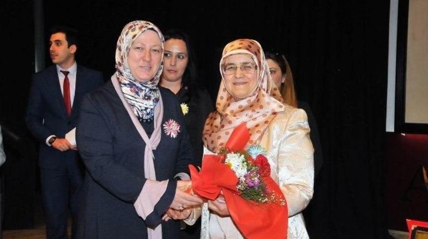 Akşehir&rsquo;de &ldquo;huzur Kadının Elinde&rdquo; Konferansı