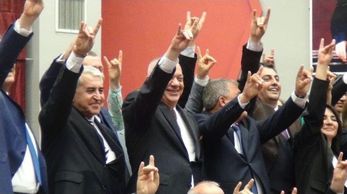 Bağımsız 2 Meclis &Uuml;yesi Mhp&rsquo;ye Ge&ccedil;ti