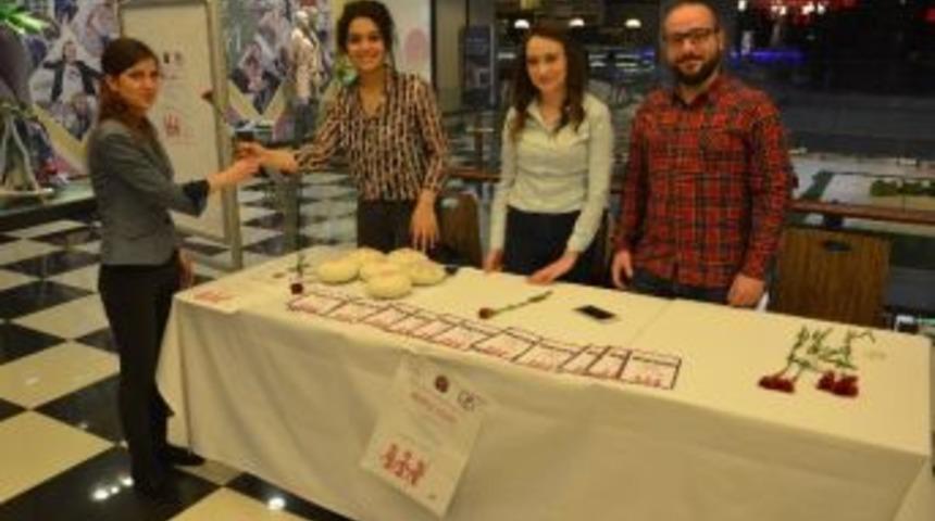 Be&uuml; Sağlık Kamp&uuml;s&uuml; Sağlık Topluluğu Tarafından Bilgilendirme Standı