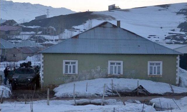 Kayınpederinin Evini Basan Damat Dehşet Saçtı: 3 Ölü, 2 Yaralı