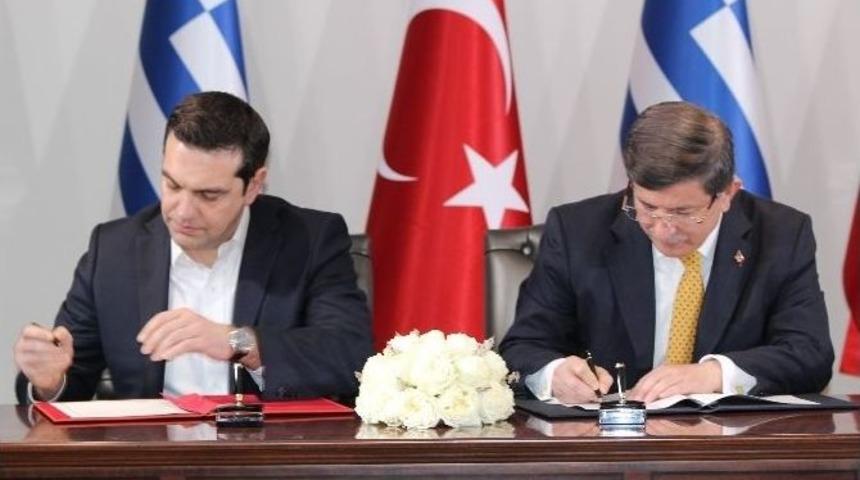 Davutoğlu-&ccedil;ipras Ortak Basın Toplantısı