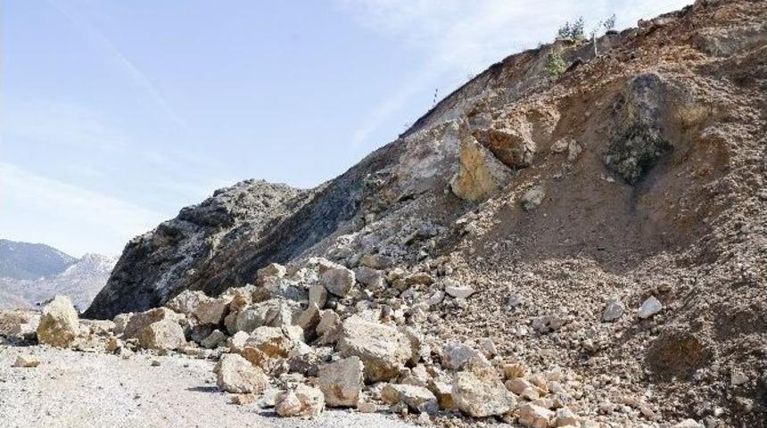 G&uuml;m&uuml;şhane&rsquo;de Heyelan