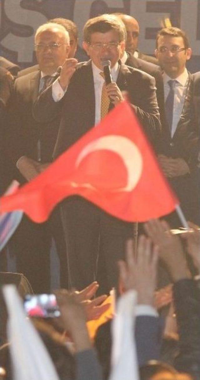 Başbakan Davutoğlu: &ldquo;verdiğimiz S&ouml;zlerin Y&uuml;zde 82&rsquo;sini Ger&ccedil;ekleştirdik&rdquo; 3