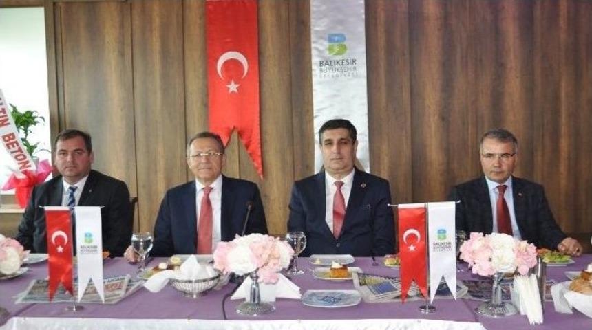 Uğur: &rsquo;&rsquo;bandırma&rsquo;ya &Ccedil;ok Değer Veriyoruz&rsquo;&rsquo;