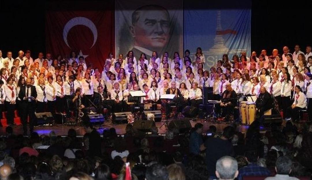 Kadınlar D&uuml;nya Rekoru Kırdı