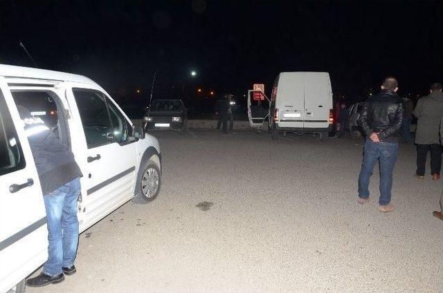 Hastane Otoparkında Silahlı Kavga: 3 Yaralı