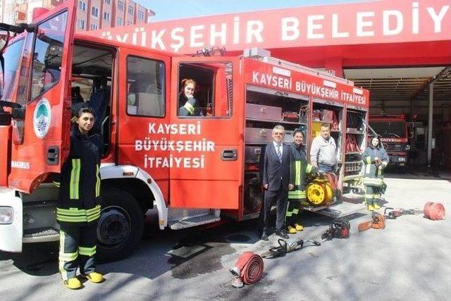 Geleceğin İtfaiyecileri ’8 Mart’ı Böyle Kutladı