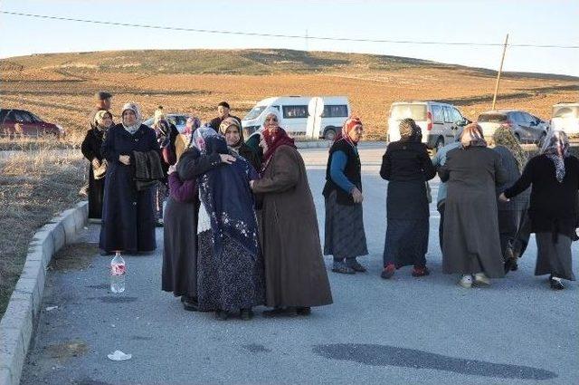 Yolun Karşısına Geçmeye Çalışan Yaşlı Adama Otomobil Çarptı