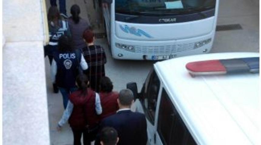 Ter&ouml;r Operasyonunda 10 Tutuklama