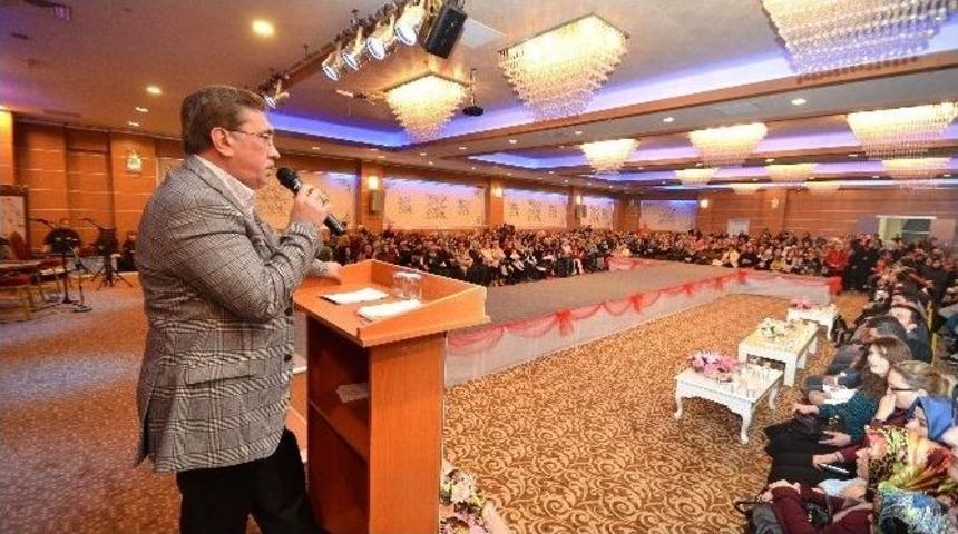 Pursaklar&rsquo;da &ldquo;kadınlar G&uuml;n&uuml;&rdquo; Programına Yoğun İlgi