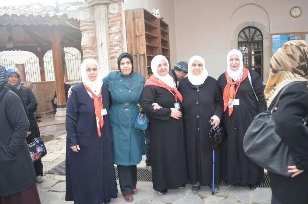 Umreciler Dualarla Uğurlandı