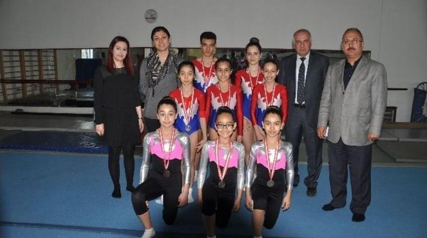 Okullararası Aerobik Cimnastik İl Birinciliği Tamamlandı