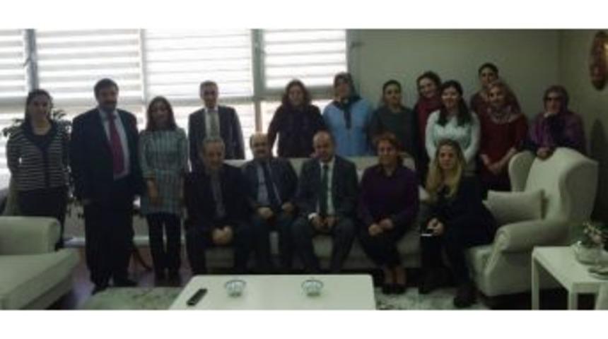 8 Mart D&uuml;nya Kadınlar G&uuml;n&uuml;