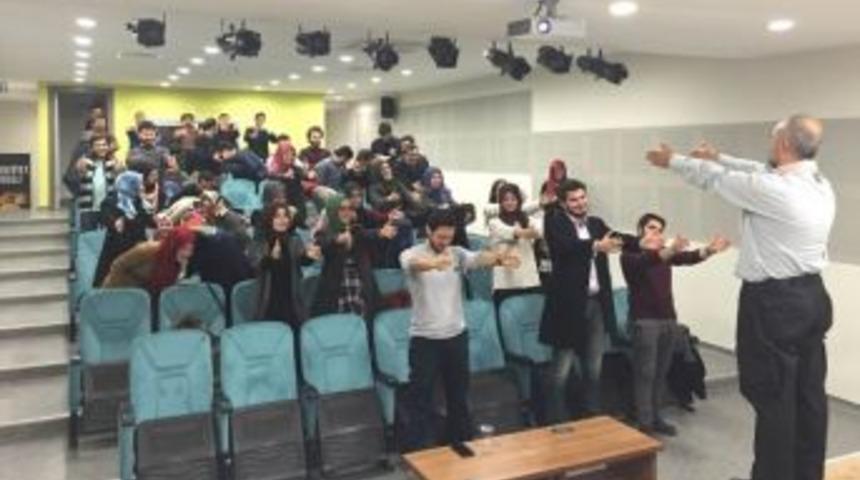 İzci Liderleri Gençlik Kamplarına Hazır