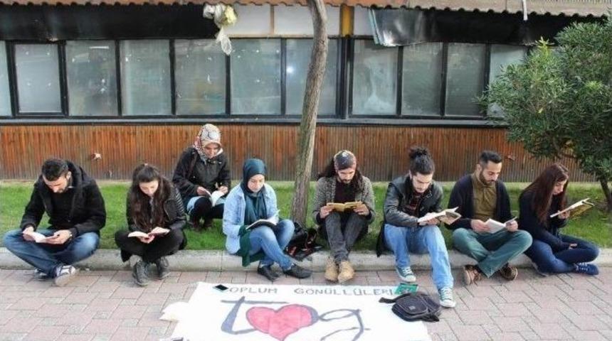 Toplum G&ouml;n&uuml;ll&uuml;leri Kul&uuml;b&uuml;&rsquo;nden &Ouml;rnek Davranış