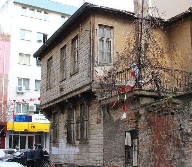 Kırklareli&rsquo;ndeki Metruk Binalar Tehlike Oluşturuyor 2
