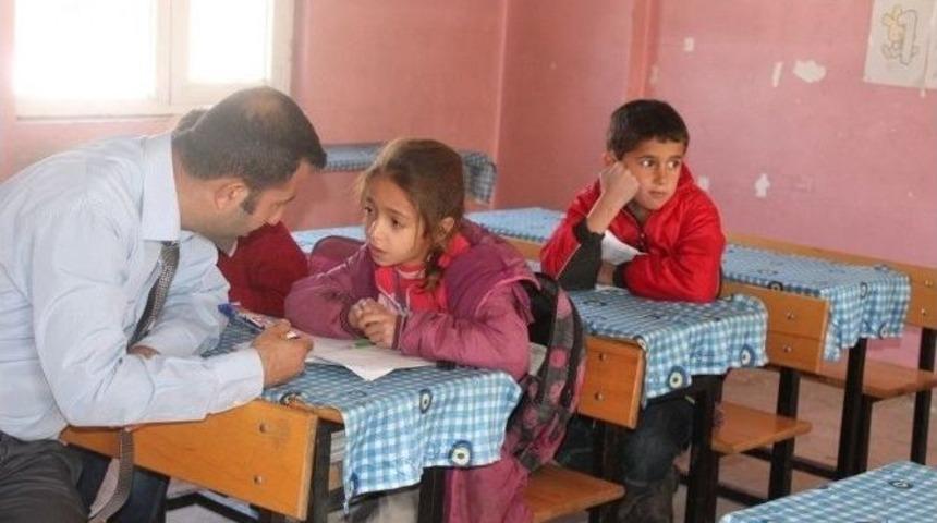 Milli Eğitim M&uuml;d&uuml;r&uuml;nden K&ouml;y Okullarına Ziyaret