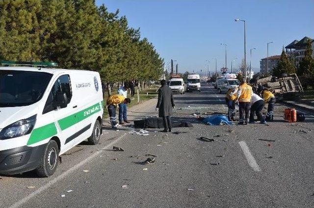 Ankara’da Trafik Kazası: 2 Ölü, 1 Yaralı