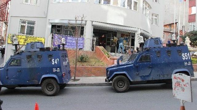 Beyoğlu Okmeydanı Ptt Şubesi Yine Soyuldu