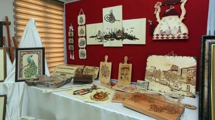 G&uuml;ng&ouml;ren&rsquo;de Ahşap Boyama Ve Yakma Sergisine Yoğun İlgi