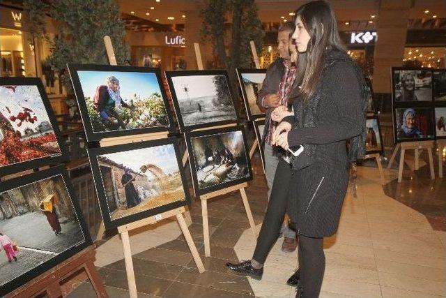 Şanlıurfa Piazza&rsquo;da &rsquo;ve Kadın&rsquo; Fotoğraf Sergisi A&ccedil;ıldı 2