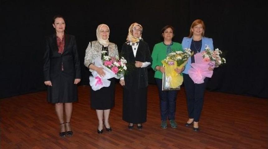Uygur, Kadınların Siyasetteki Y&uuml;z&uuml; Olmayı Anlattı