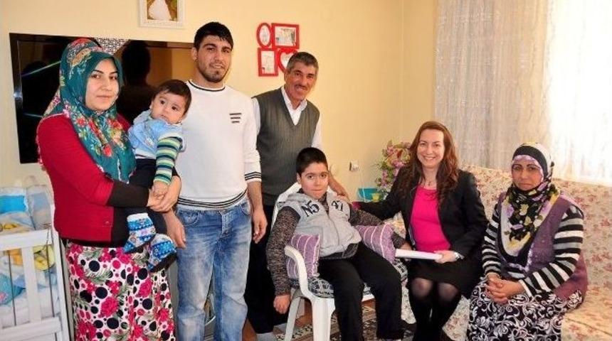 Miniklerin Y&uuml;z&uuml; B&uuml;y&uuml;kşehirle G&uuml;ld&uuml;