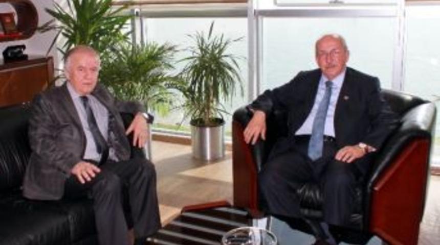 Tekirdağ B&uuml;y&uuml;kşehir Belediye Başkanı Albayrak&rsquo;tan Tredaş&rsquo;a Ziyaret