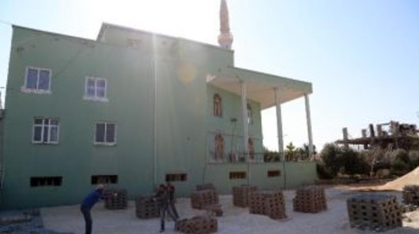 Erdemli Belediyesi&rsquo;nin Hizmet Ağı S&uuml;r&uuml;yor