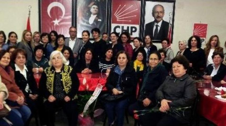 Alaşehir&rsquo;de Chp&rsquo;ye 30 Yeni &Uuml;ye Katıldı