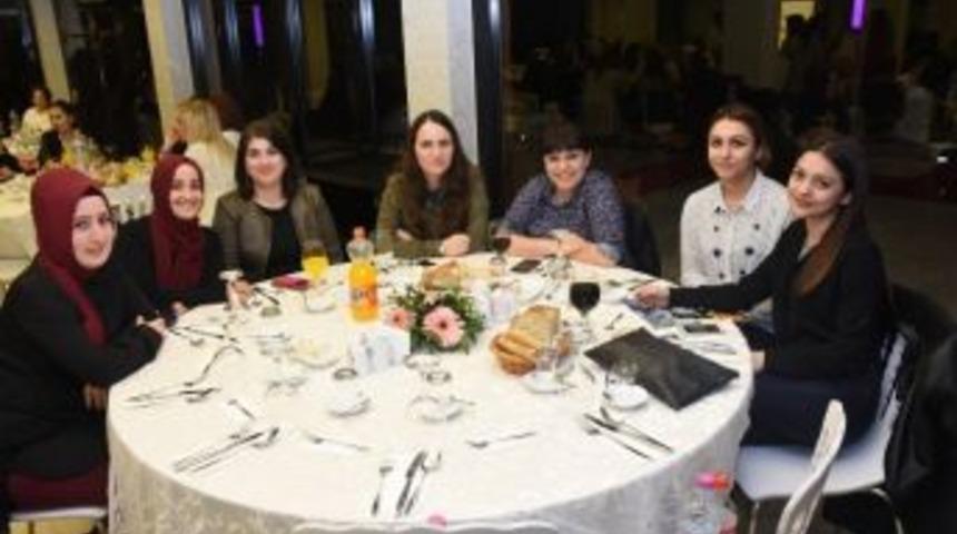 D&uuml;zce Belediyesi Kadınları Unutmadı