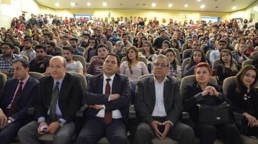 Harran &Uuml;niversitesinde Kariyer Planlama Konferansı