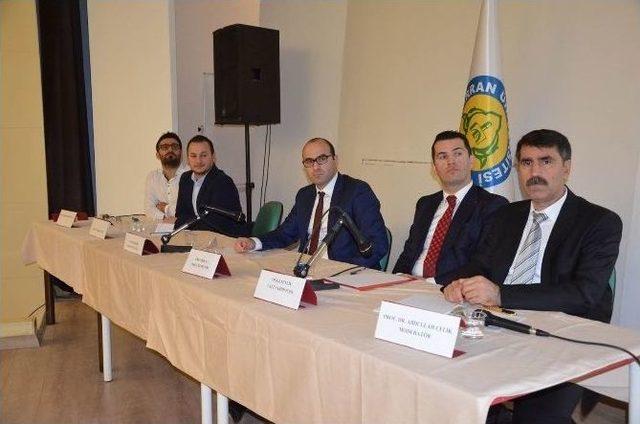 Harran Üniversitesinde Kariyer Planlama Konferansı